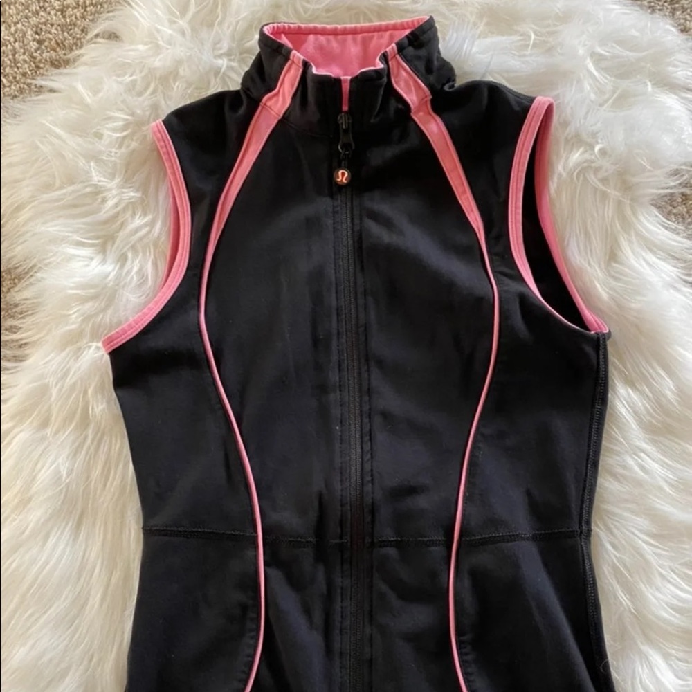 Lululemon Vest pink and black small